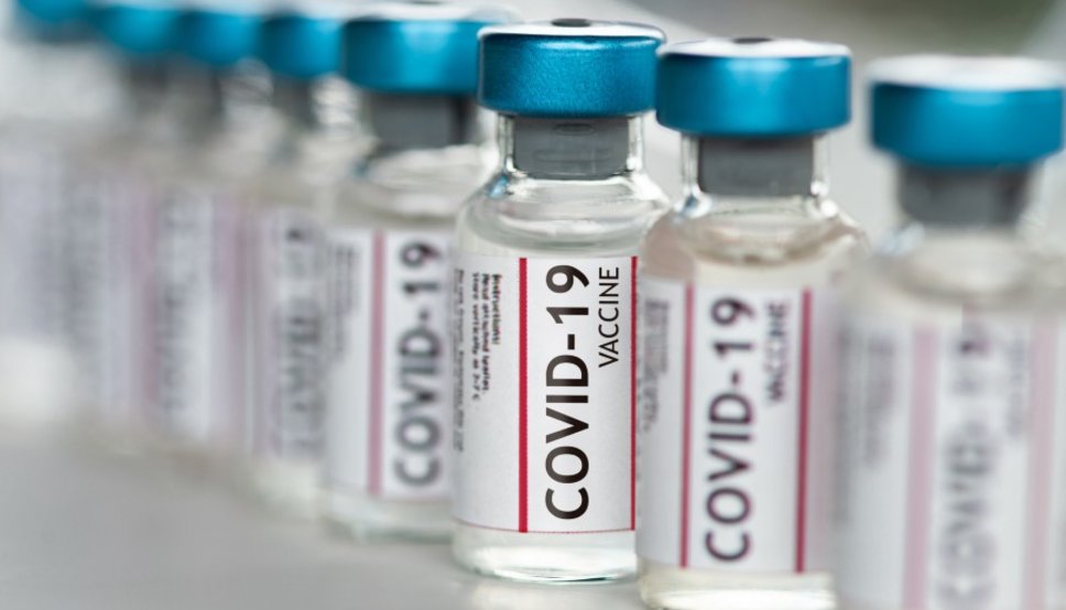 covid vaccine 900x600
