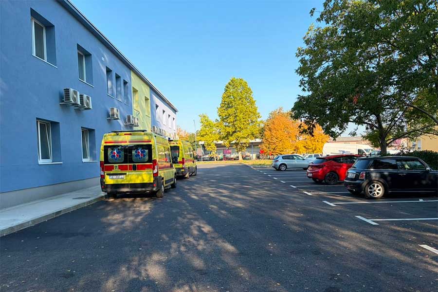 Završeni radovi na uređenju parkirališne površine kod Doma zdravlja u Sunji