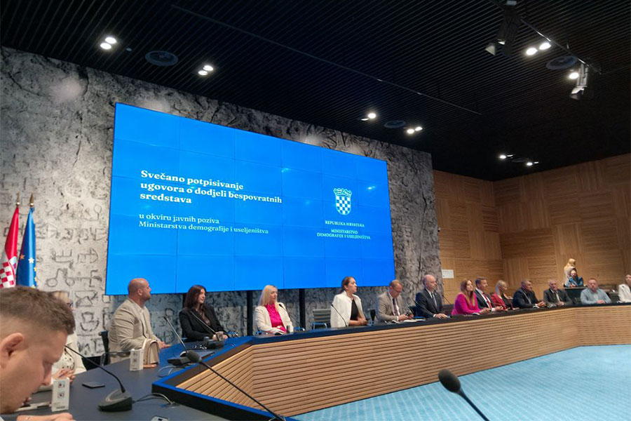 Potpisana dva ugovora vrijedna 52.629,54 eura za projekte namijenjene najmlađim stanovnicima
