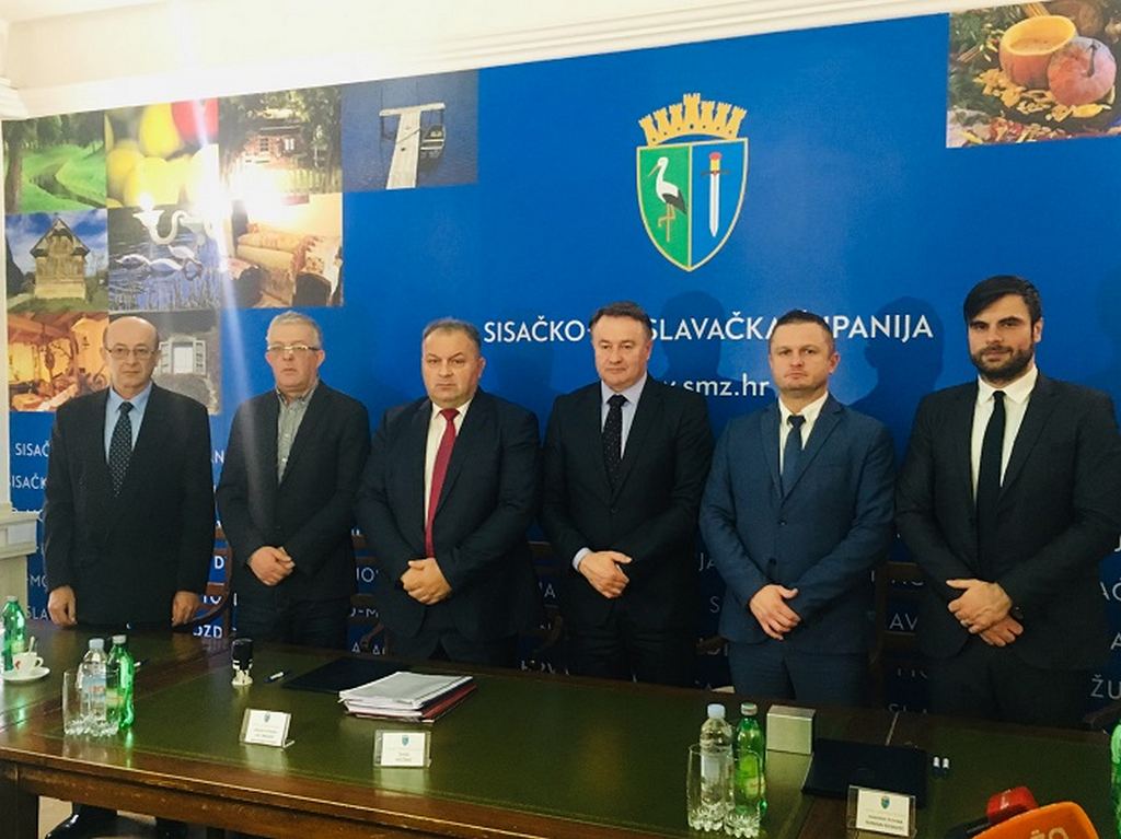 dvor spomenik00007